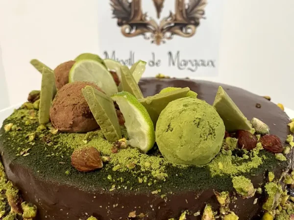 Tort raw vegan cu menta ciocolata si matcha Mireille de Margaux Cluj
